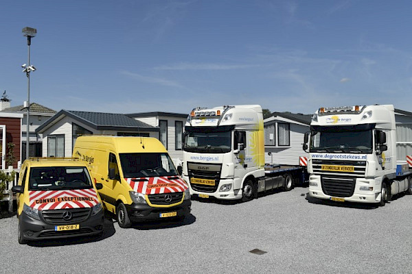 De Bergjes Chalets & Caravans: Transport Mobilheim-3