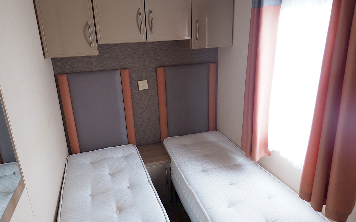 Willerby Granada 38x12